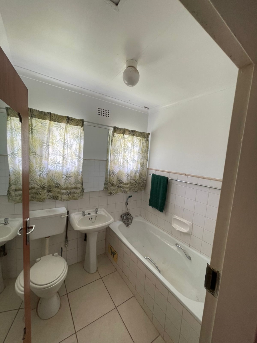 5 Bedroom Property for Sale in Panorama Free State